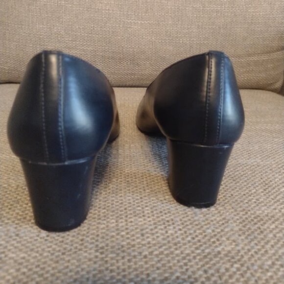 Hush Puppy Soft Style 2" Block Heels - Picture 4 of 8